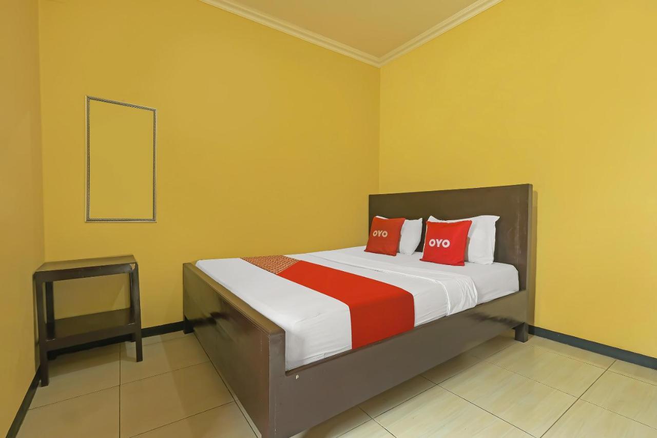 Oyo 92483 Hotel Kirana ซาลาตีกา ภายนอก รูปภาพ