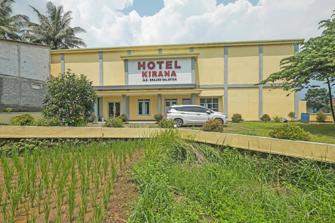 Oyo 92483 Hotel Kirana ซาลาตีกา ภายนอก รูปภาพ