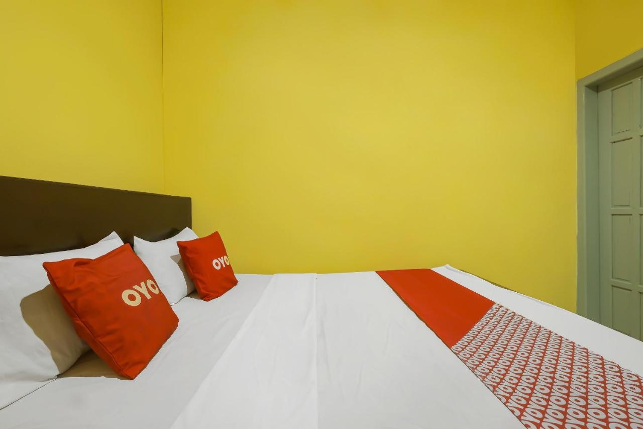 Oyo 92483 Hotel Kirana ซาลาตีกา ภายนอก รูปภาพ